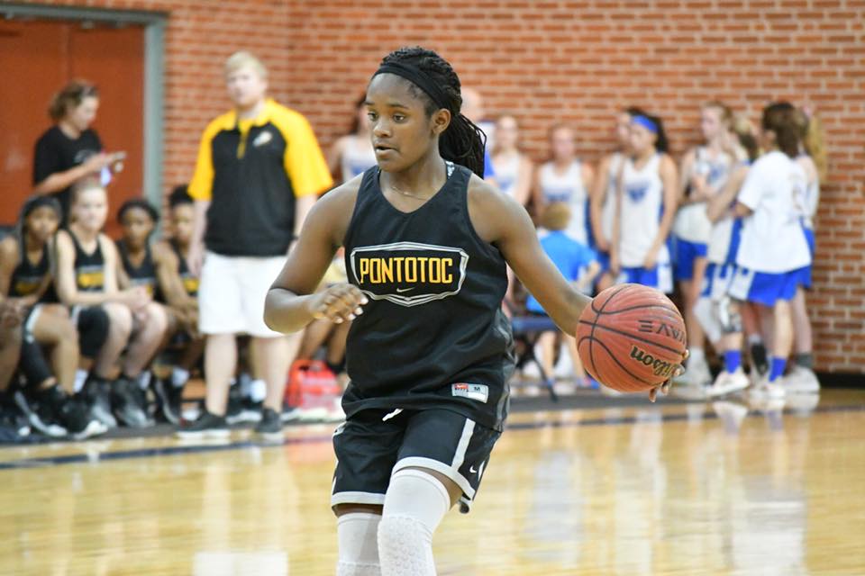 Pontotoc girls basketball player commits to play D1 hoops