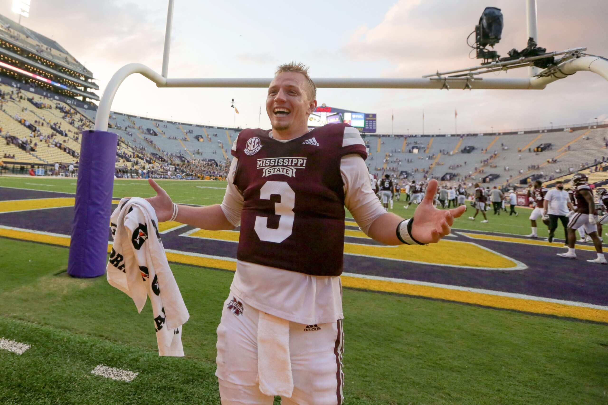 Mississippi State's K.J. Costello Earns SEC Offensive Player of the Week