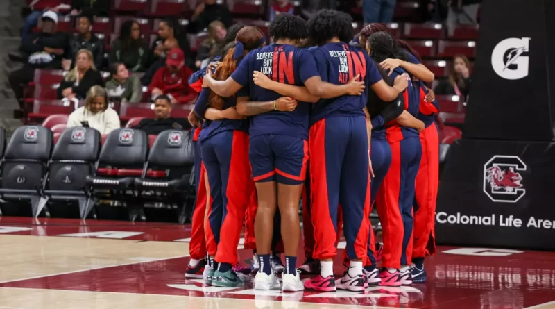 South Carolina women’s basketball beats Ole Miss 85-48 in Columbia Women’s Basketball Falls to No. 3/3 South Carolina in Columbia