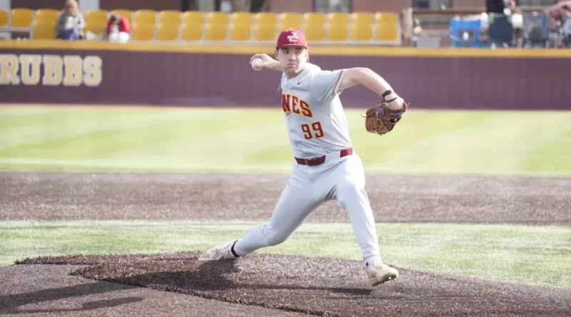 Trevor Hodges throws five no-hit innings to lead Jones College past MGCCC Hodges twirls five no-hit innings to lead JC to comeback win over MGCCC
