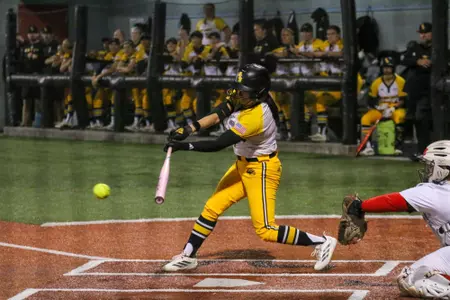 Southern Miss Softball Defeats Nicholls 7-3 in Midweek Game Softball Cruises to a Midweek Victory Over Nicholls