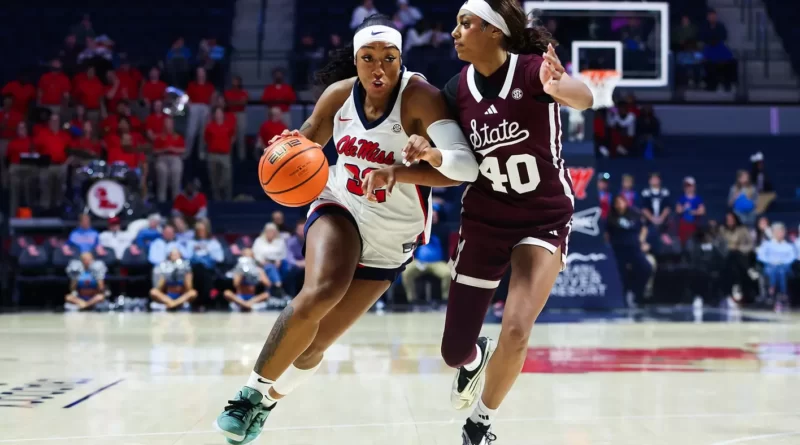 Cotie McMahon Awarded the 2026 Gillom Trophy