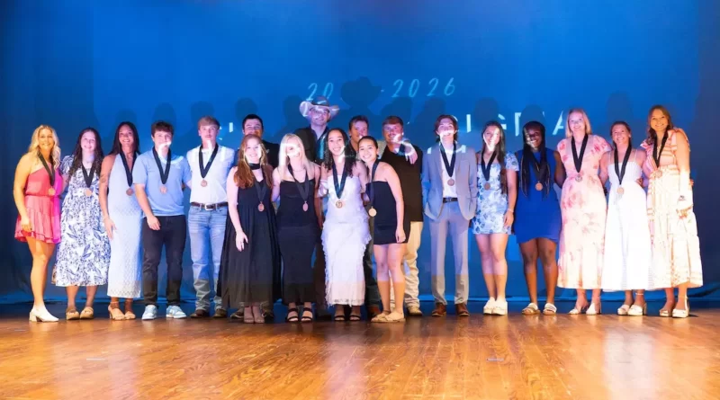 William Carey Student-Athletes Honored at Hoo’s Who Awards The W student-athletes feted at the annual Hoo’s Who Awards