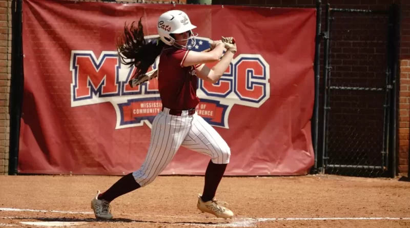 No. 6 Jones College sweeps East Mississippi with dominant pitching and timely hitting No. 6 Bobcats hold EMCC to one run in Saturday sweep