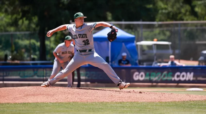 Delta State edges Edward Waters 3-2 in elimination game Strong Pitching lifts Statesmen to a 3-2 win over Edward Waters in Elimination Game