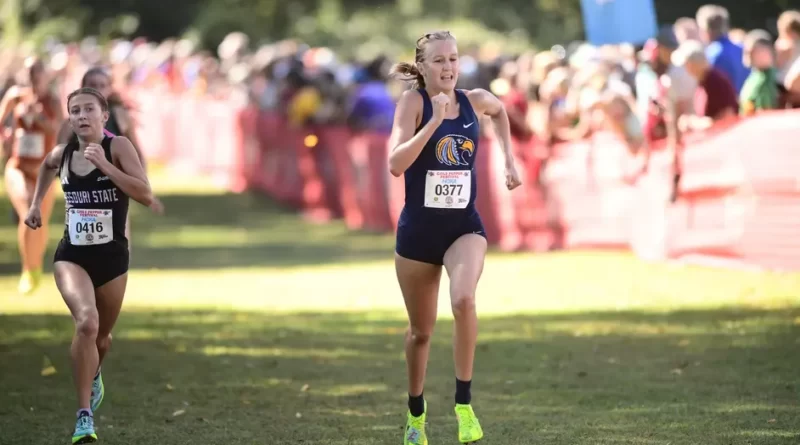 Mississippi College’s Lauren Wallace Named GSC Top Ten Student-Athlete Women's Cross Country, Women's Track, Administration: Wallace Named GSC Top Ten