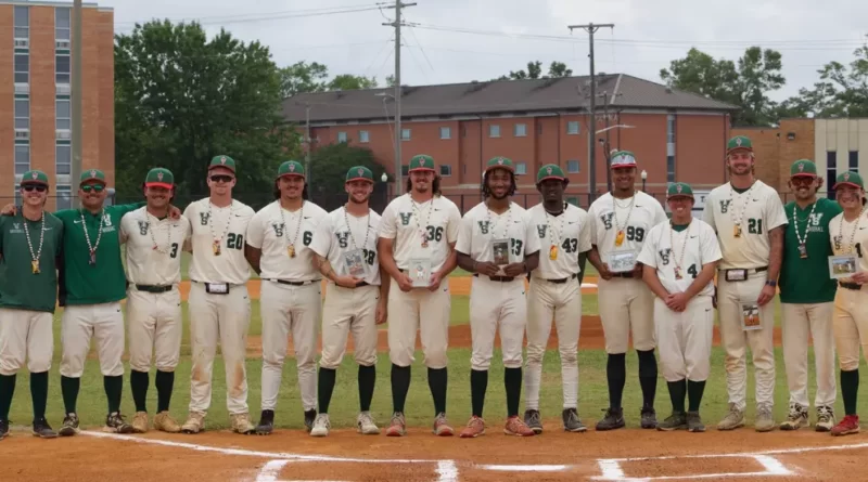 Jackson State Tops Mississippi Valley State on Senior Day, 7-1 Senior Day Ends In Defeat