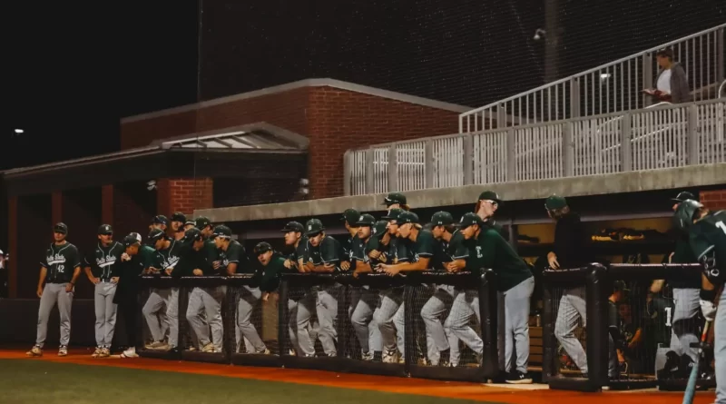 Delta State baseball falls to Lee 9-3 in postseason opener Statesmen Fall to Flames 9-3, Will Face West Alabama Tomorrow at 11 a.m.
