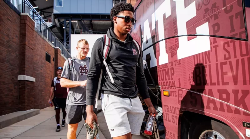 Mississippi State Baseball Stops at Buc-ee’s Before Super Regional Against Georgia Bulldogs Earned Buc-ee’s And On Quest To Earn More