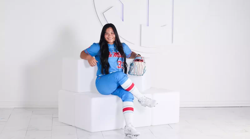 Ole Miss Softball Adds Transfer Jenna Sniffen from Arizona Softball Adds Jenna Sniffen as Transfer