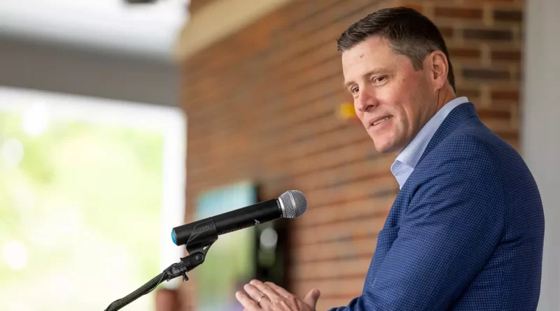 Ole Miss’ Keith Carter Named to NCAA Division I Men’s Basketball Committee Ole Miss' Keith Carter Named to NCAA Division I Men’s Basketball Committee