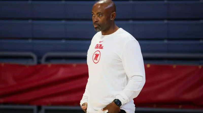 Anthony Fobb Joins Ole Miss Men’s Basketball Staff as Assistant Coach Anthony Fobb Joins Men's Basketball Staff