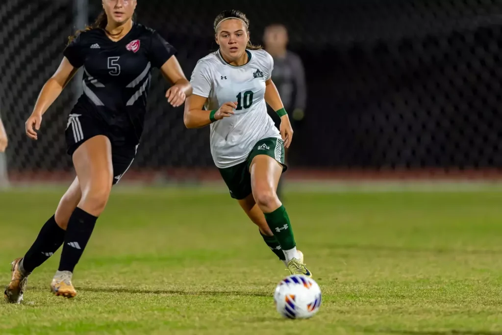 Lady Statesmen Drop Conference Opener 3-2 against Valdosta State