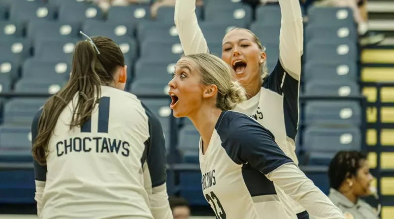 Mississippi Christian volleyball dominates Christian Brothers in 3-0 win Volleyball: Choctaws Show Strong Offense in 3-0 Match Win