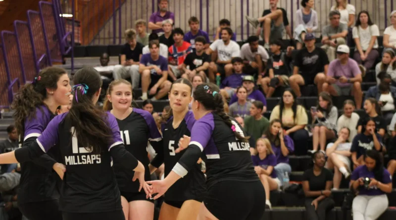 Millsaps Volleyball Dominates Non-Conference Play at Millsaps/Belhaven Invitational Volleyball Soars Past Non-Conference Opponents in Millsaps/Belhaven Invitational