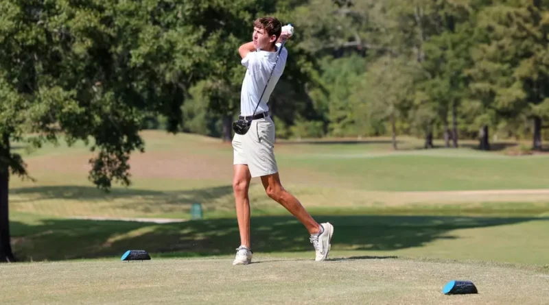 Belhaven’s Drew Groscost Named CCS Men’s Golfer of the Week Drew Groscost Named CCS Men's Golfer of the Week
