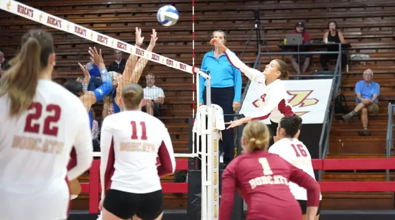 Jones College Volleyball Edges Southwest in Five Sets No. 23 Jones battles past Southwest in five sets