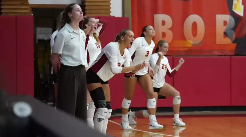 Jones College Volleyball Opens Season with Win Over Copiah-Lincoln in Debut Bobcats spoil Copiah-Lincoln debut with 3-1 victory