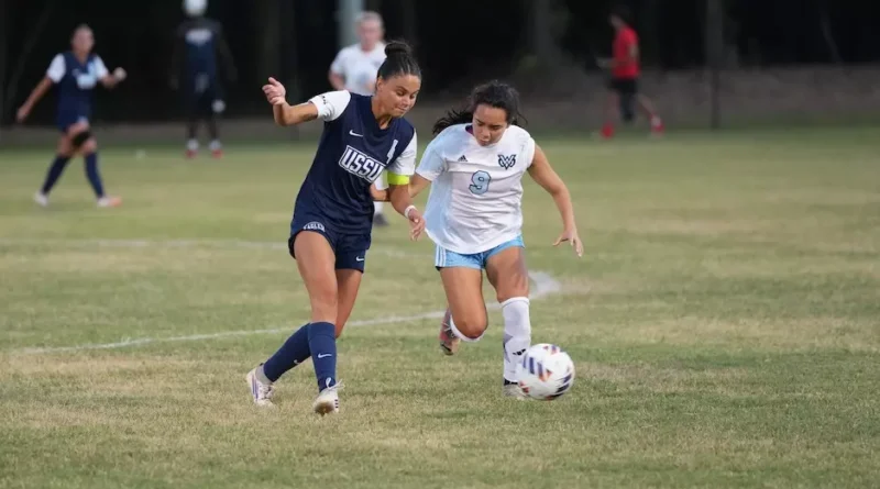 Owls’ women’s soccer nearly upset No. 2 USSU in 2-1 loss Owls’ women’s soccer pushes #2 USSU to the brink in 2-1 loss