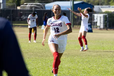 Jackson State women’s soccer opens SWAC play with 3-0 win over Southern Jackson State Rolls Past Southern in SWAC Opener