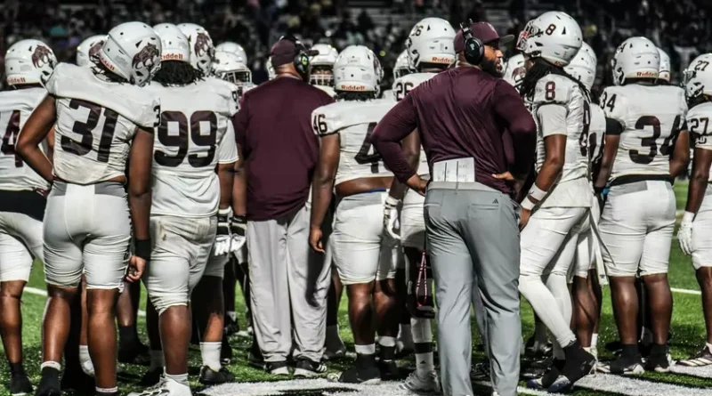 Coahoma Falls Short in 42-41 Heartbreaker Against Itawamba Coahoma football falls just short in 42-41 heartbreaker to Itawamba