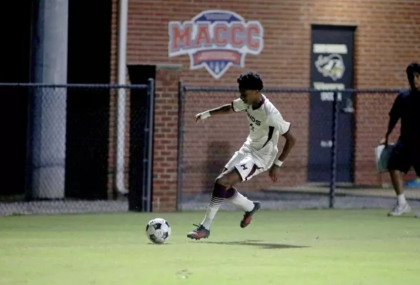 Chambers’ Two Goals Lift Hinds Past Northwest Mississippi Chambers' Brace Lifts Hinds Men's Soccer Past Northwest Mississippi CC