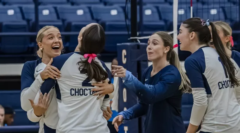 Mississippi Christian tops Lee in five-set volleyball thriller Volleyball: Choctaws Take Down Lee to Win Five Set Thriller