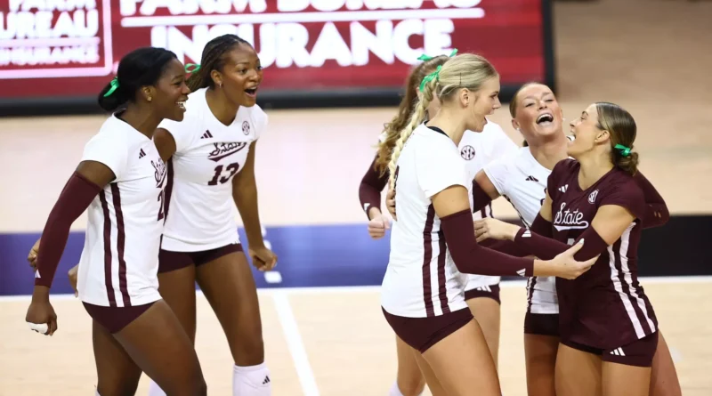 Mississippi State Sweeps South Carolina in Volleyball Bulldogs Sweep The Gamecocks