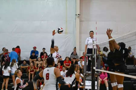 William Carey Lady Crusaders sweep Brewton-Parker in straight sets Carey Cruises Past Brewton-Parker in Straight Sets