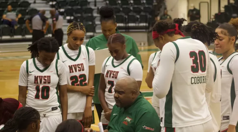 Marshall’s 18 points lead Mississippi Valley State past Tougaloo Marshall Leads Delta Devils Past Tougaloo, 81-67, in Season Opener