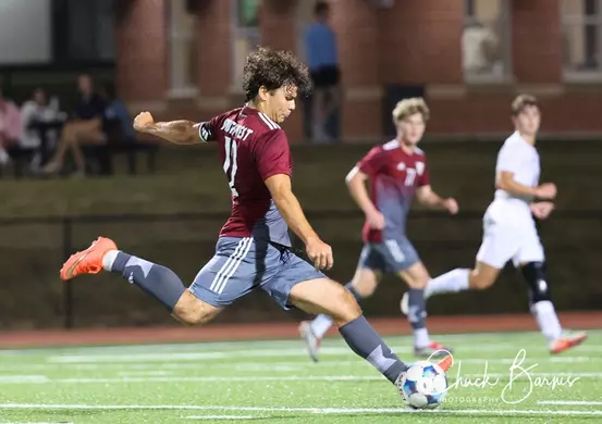 Co-Lin defeats Southwest 5-3 in Bears’ season finale Bear Soccer faces Co-Lin on Sophomore Night