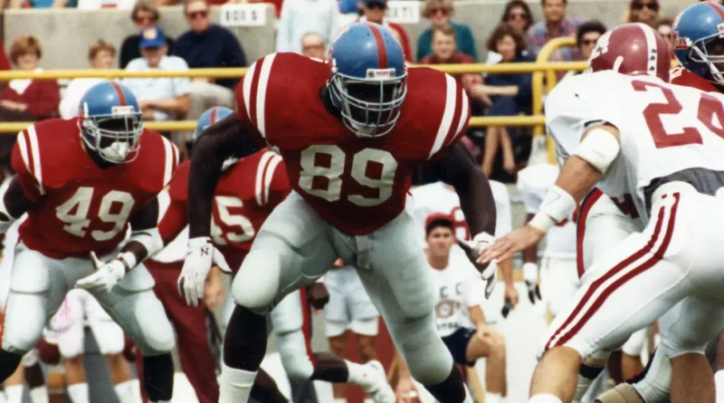 Tony Bennett Named to 2026 SEC Football Legends Class Tony Bennett Named to 2026 SEC Football Legends Class