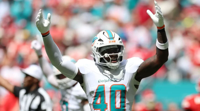 Willie Gay Jr. Records Season-High Tackles in Week 5 #STATEtoSundays: Week 5 Update