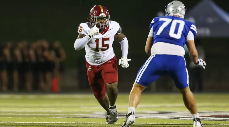 Itawamba edges Jones College 24-21 in tight game Bobcats suffer third one-score loss to Top-10 football opponent